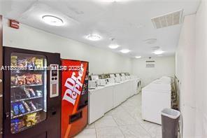 INVERRARY GARDENS CONDO I - Residential Lease