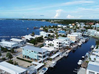 CROSS KEY WATERWAYS EST S - Land