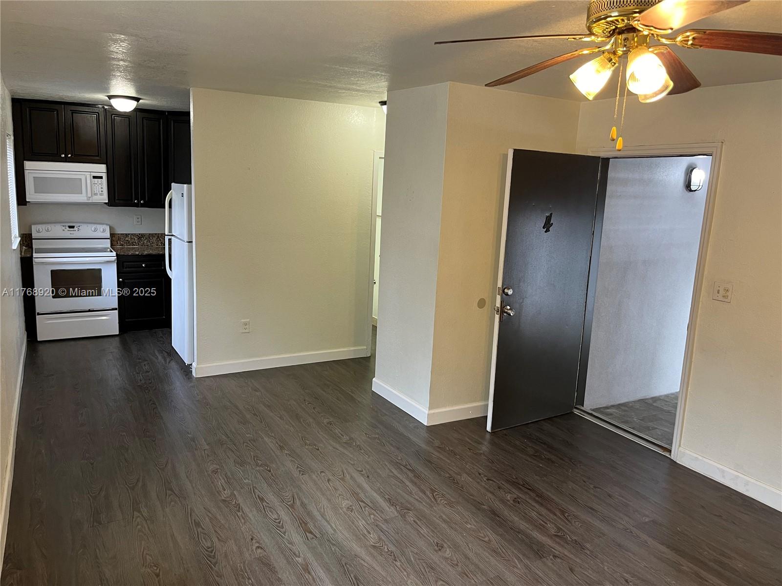 Rental Property at 180 Ne 71st St 10, Miami, Broward County, Florida - Bedrooms: 1 
Bathrooms: 1  - $1,750 MO.