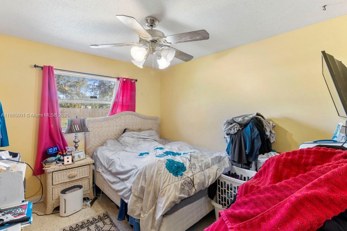 CATALINA ISLE ESTATES UNIT - Residential