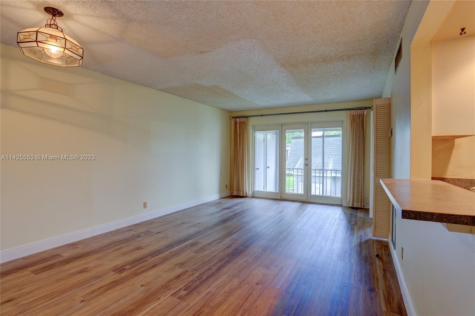 FRENCH QUARTER CONDOMINIU - Residential