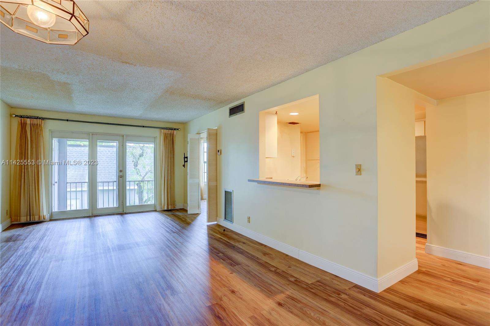 FRENCH QUARTER CONDOMINIU - Residential