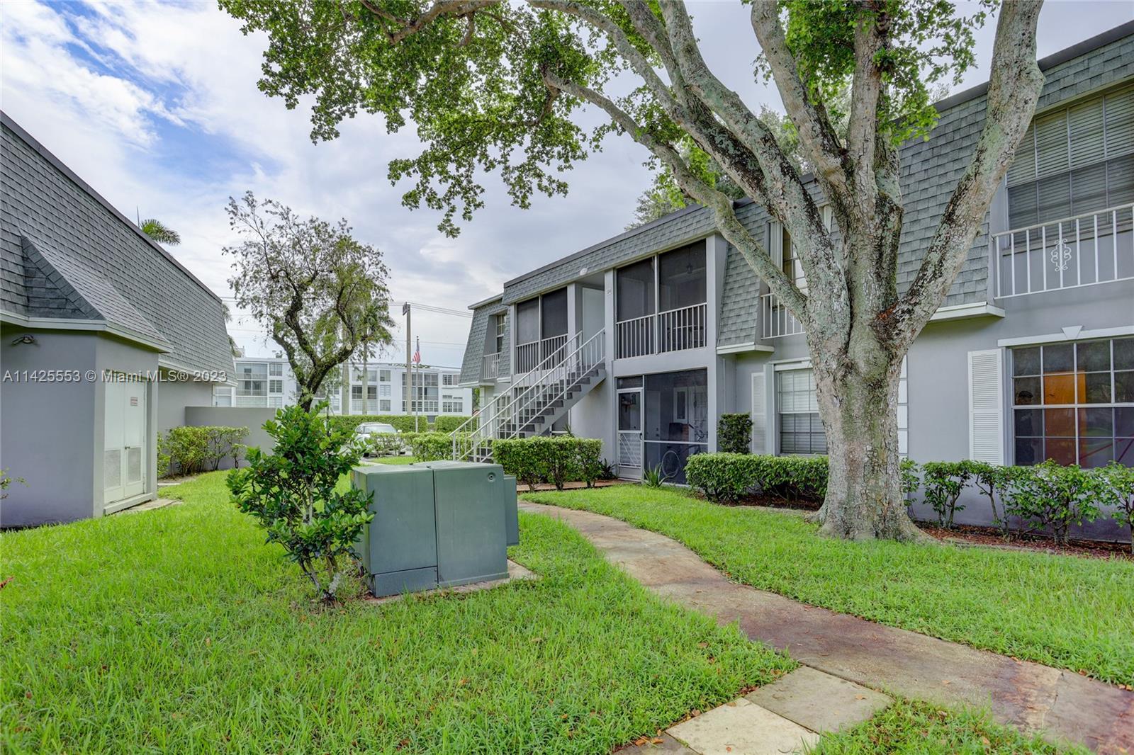 FRENCH QUARTER CONDOMINIU - Residential