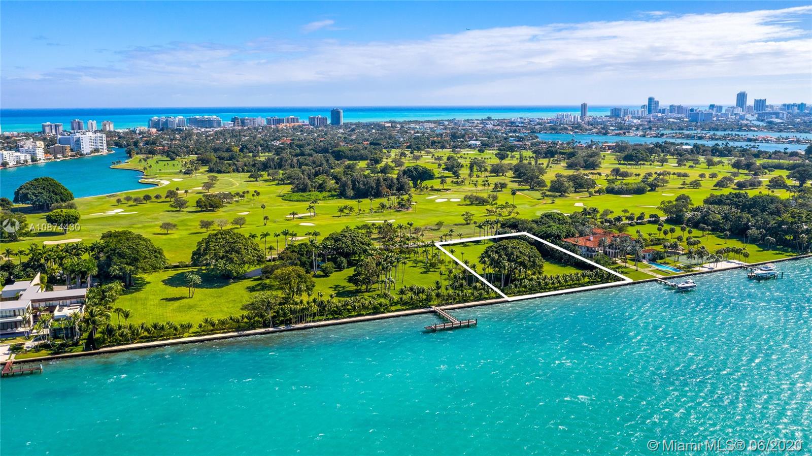 INDIAN CREEK GOLF CLUB IS - Land