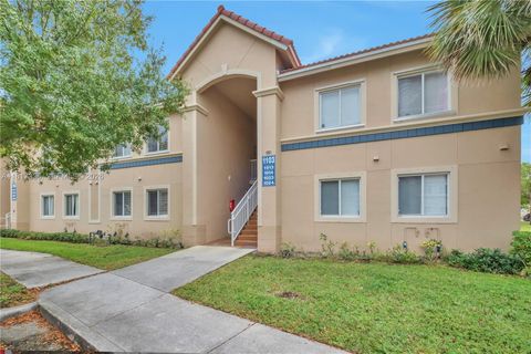 Photo of 1103 Golden Lakes Blvd #1013, West Palm Beach, FL 33411 (MLS # A11817336)