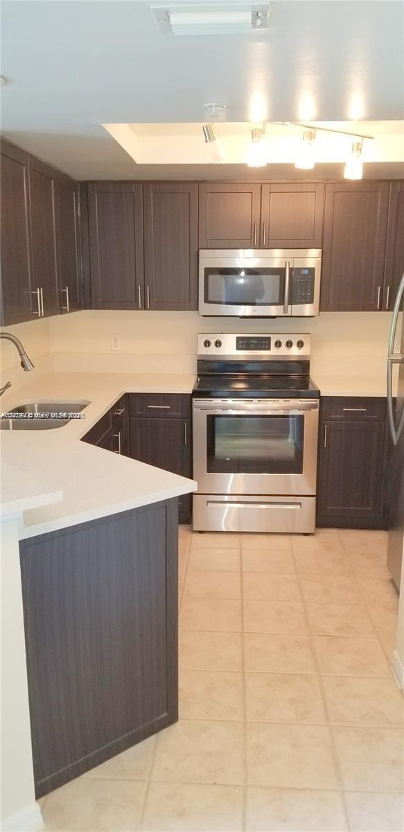 GRAND ISLES CONDO - Residential Lease
