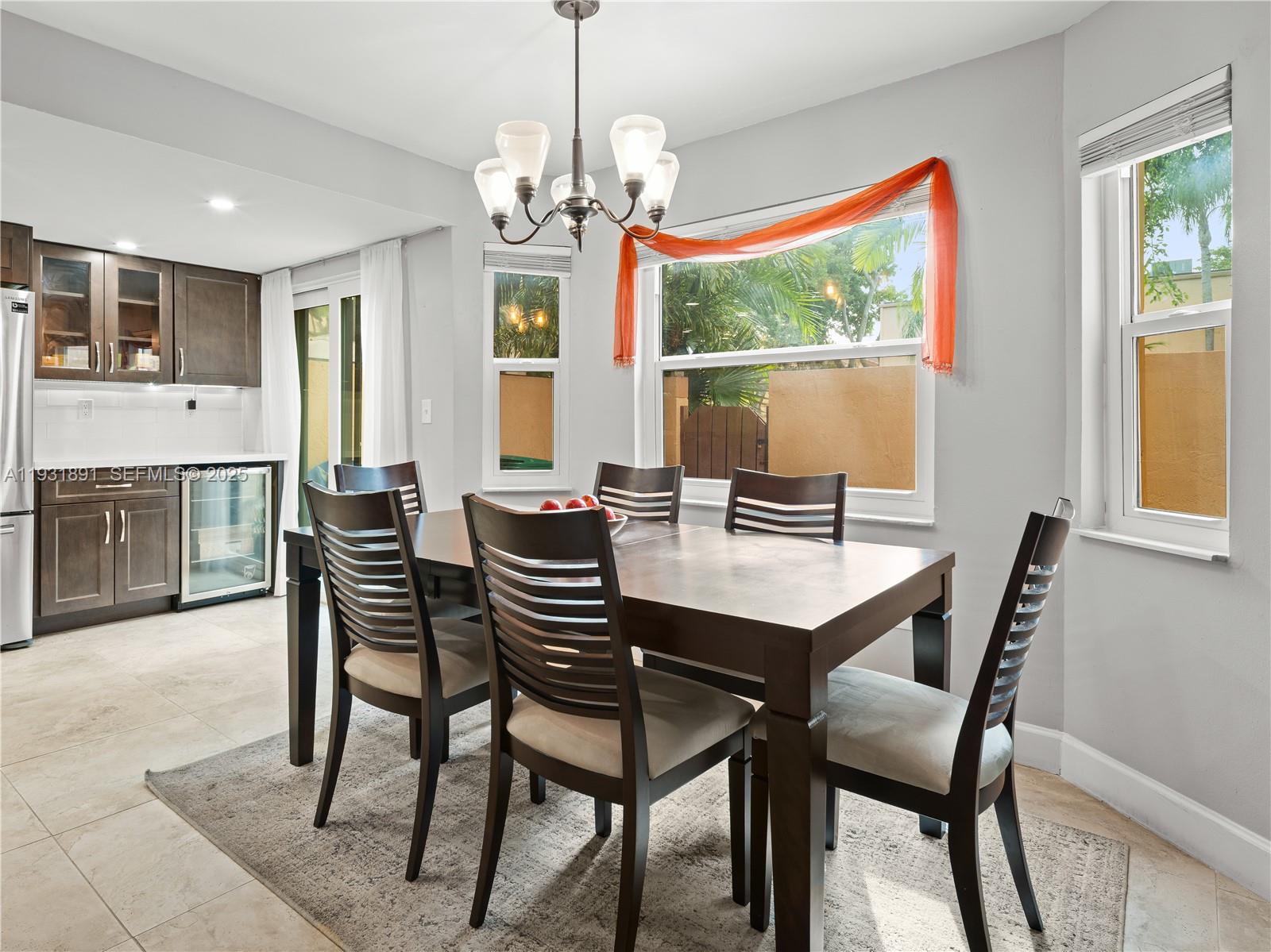 PEMBROKE LAKES SOUTH - Residential