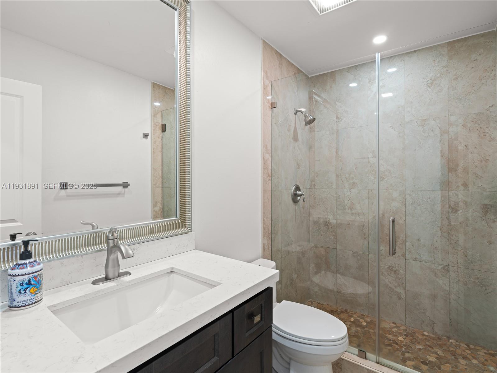 PEMBROKE LAKES SOUTH - Residential