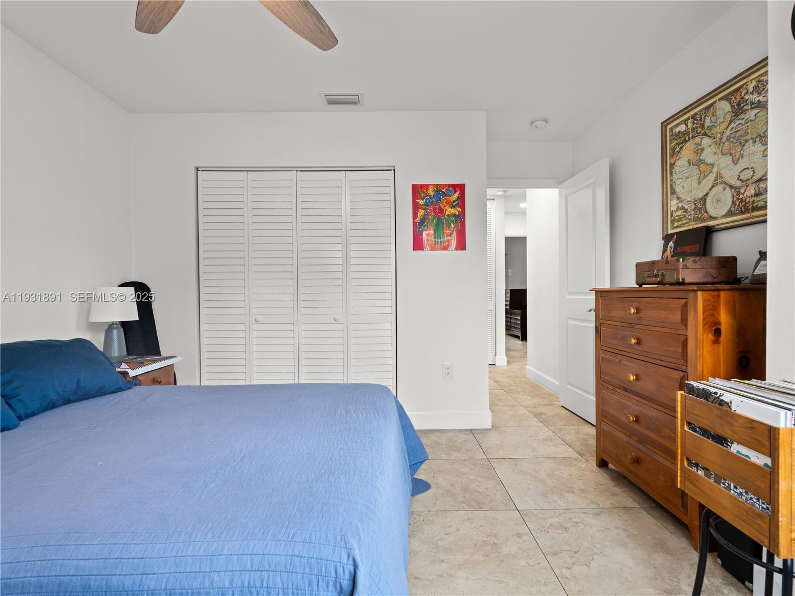 PEMBROKE LAKES SOUTH - Residential