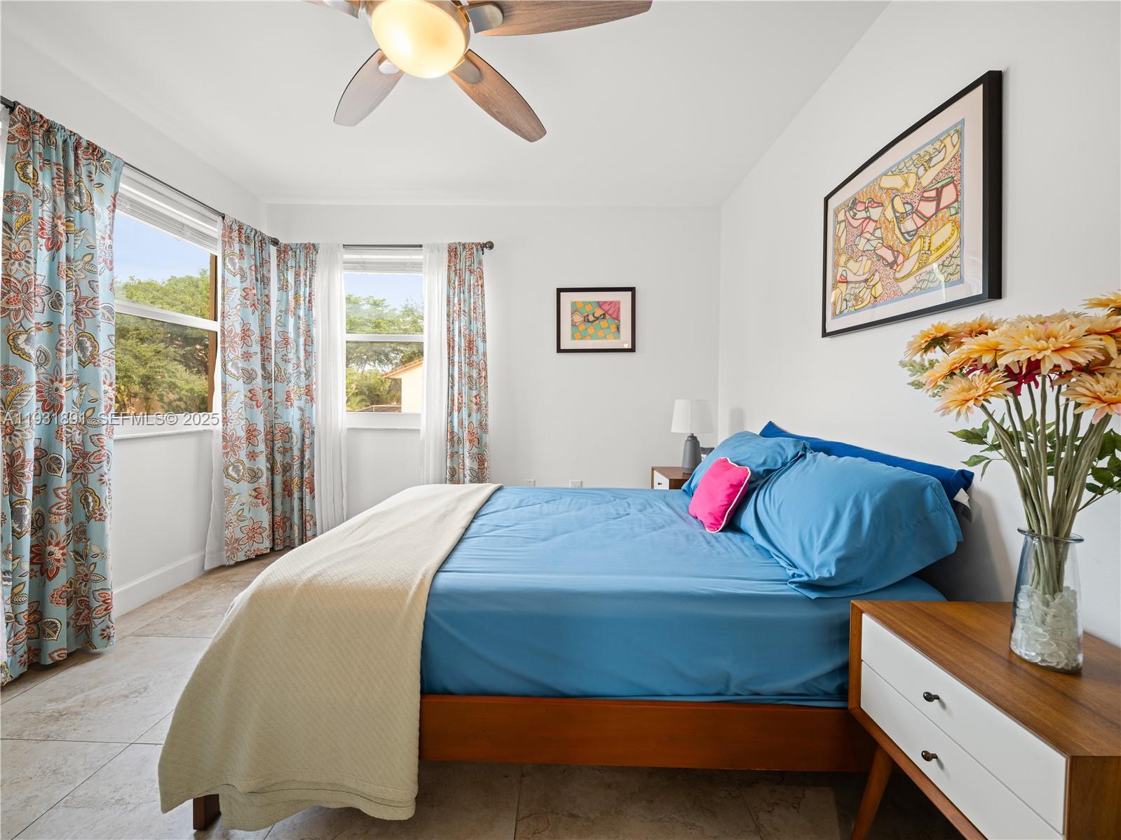 PEMBROKE LAKES SOUTH - Residential