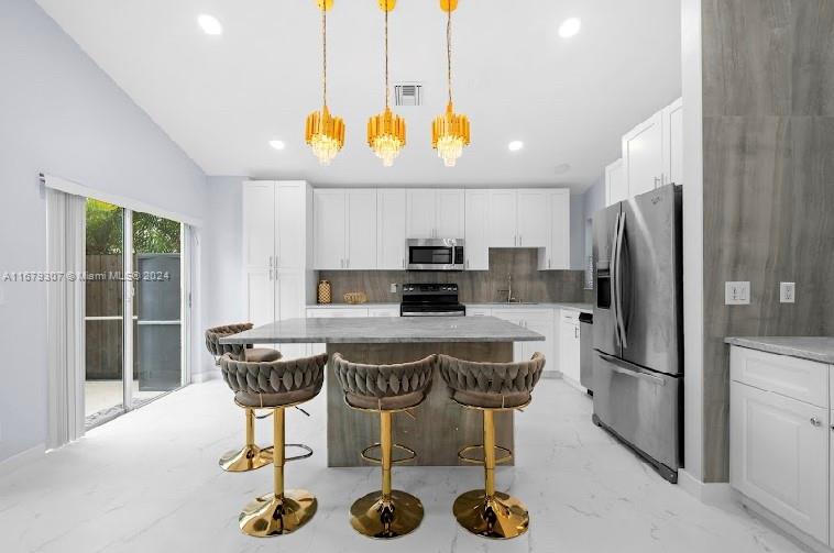 WELLINGTON TR 43 - Residential Lease