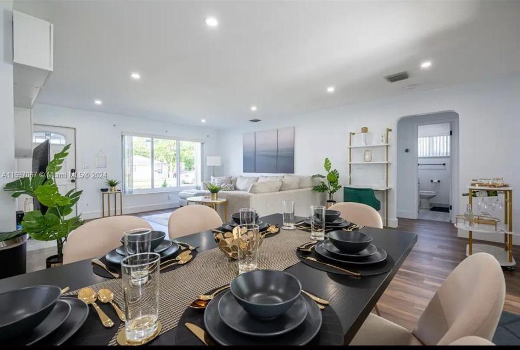 Photo of 2242 Taft St, Hollywood, FL 33020 (MLS # A11697067)