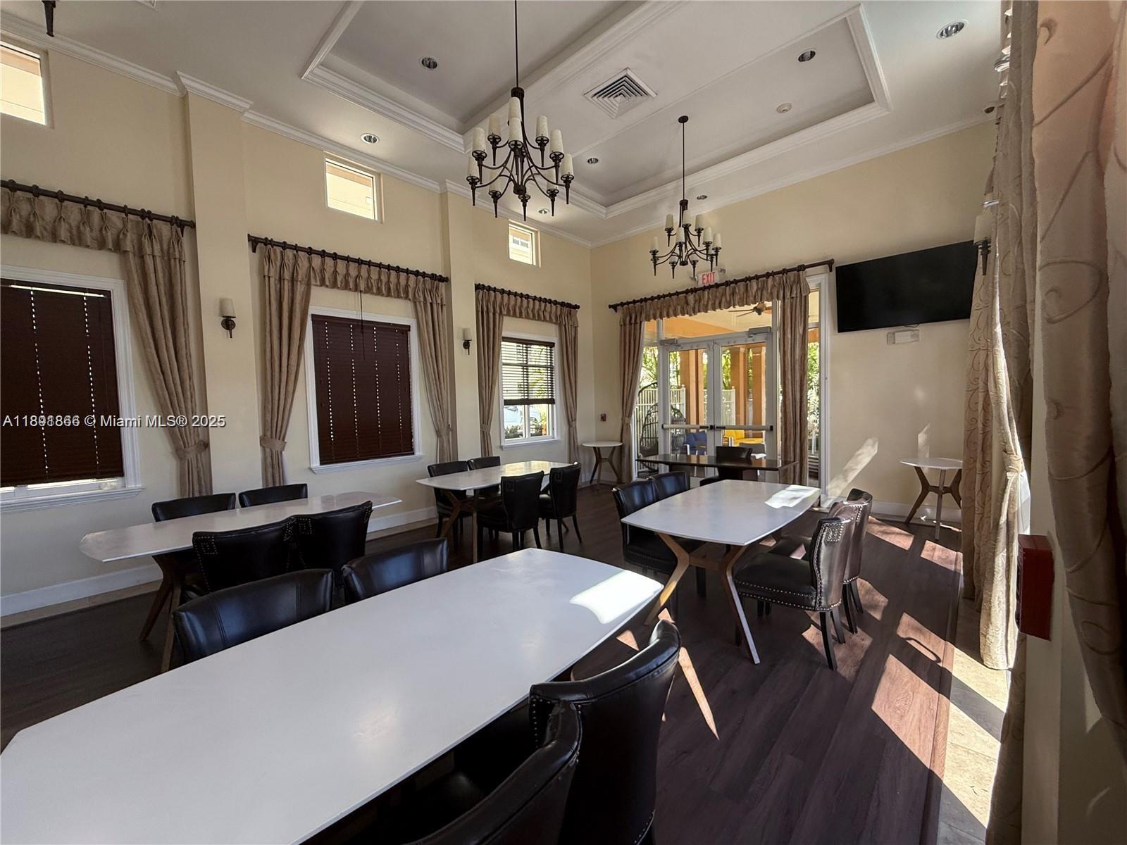 AVENTURA MARINA CONDO - Residential