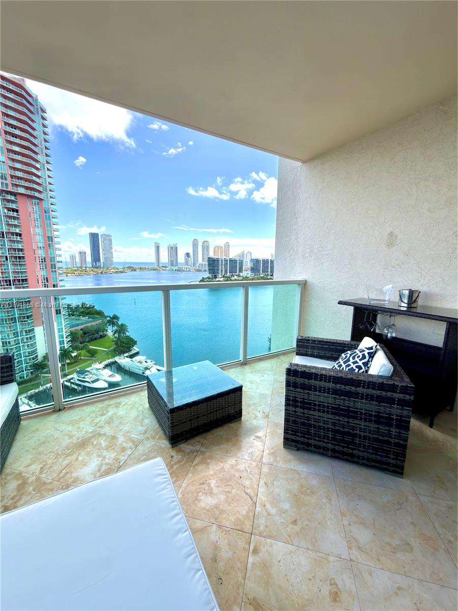 AVENTURA MARINA CONDO - Residential