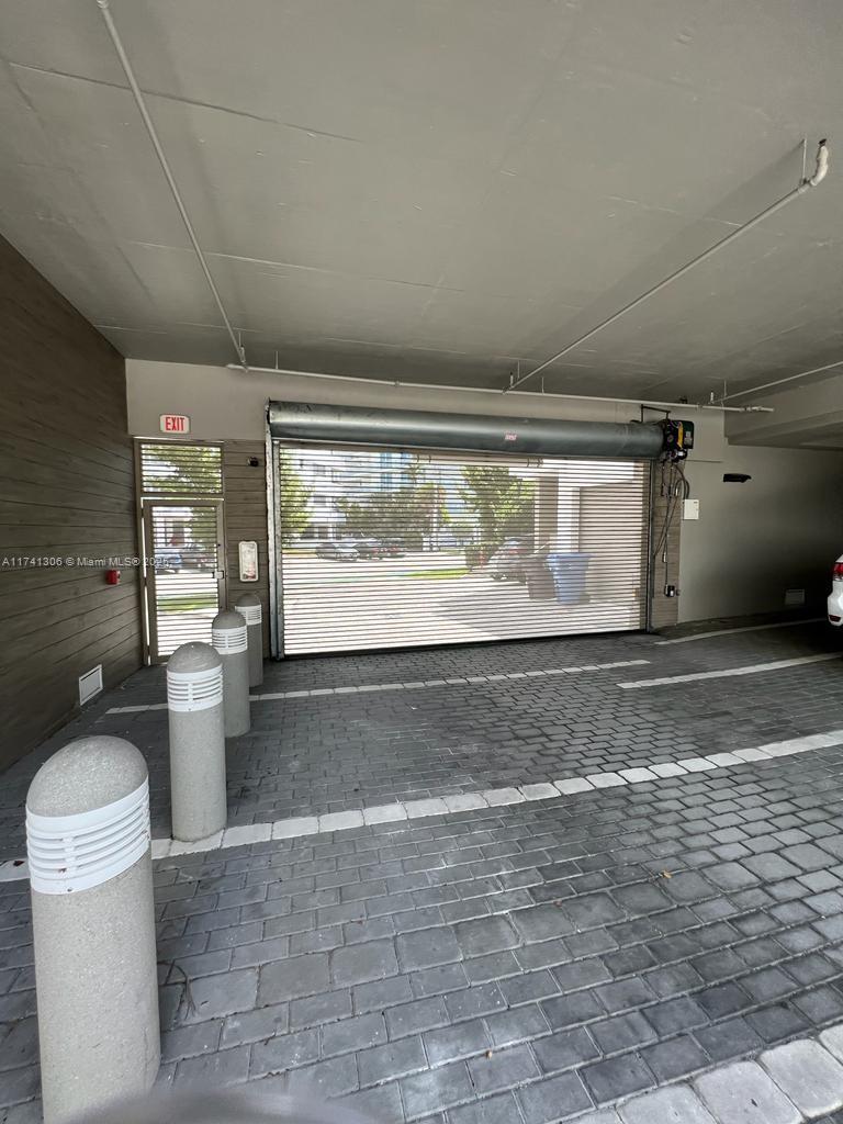 Rental Property at 1000 99th St 9, Bay Harbor Islands, Miami-Dade County, Florida - Bedrooms: 4 
Bathrooms: 5  - $9,000 MO.