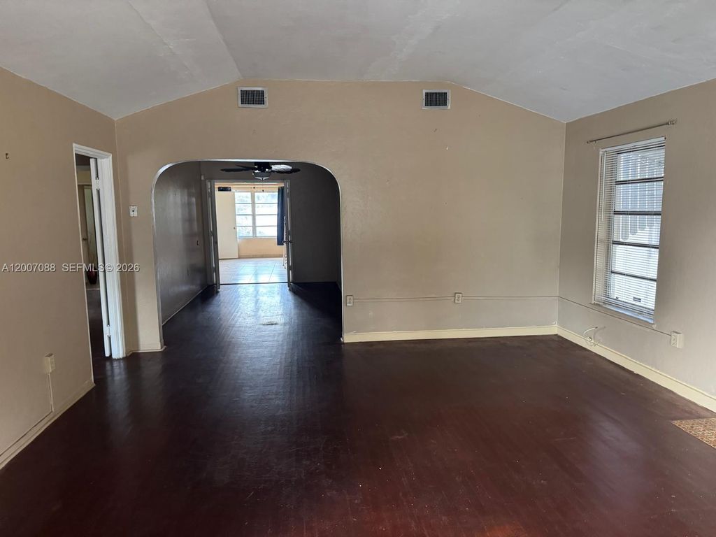 Photo of 1812 Fillmore St, Hollywood, FL 33020 (MLS # A12007088)