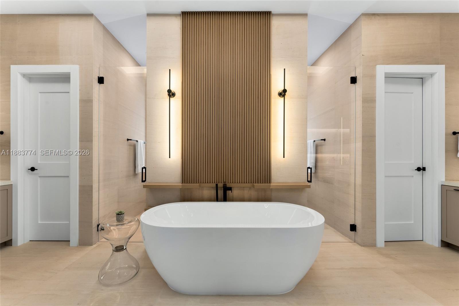 OLD CUTLER POINT - Residential