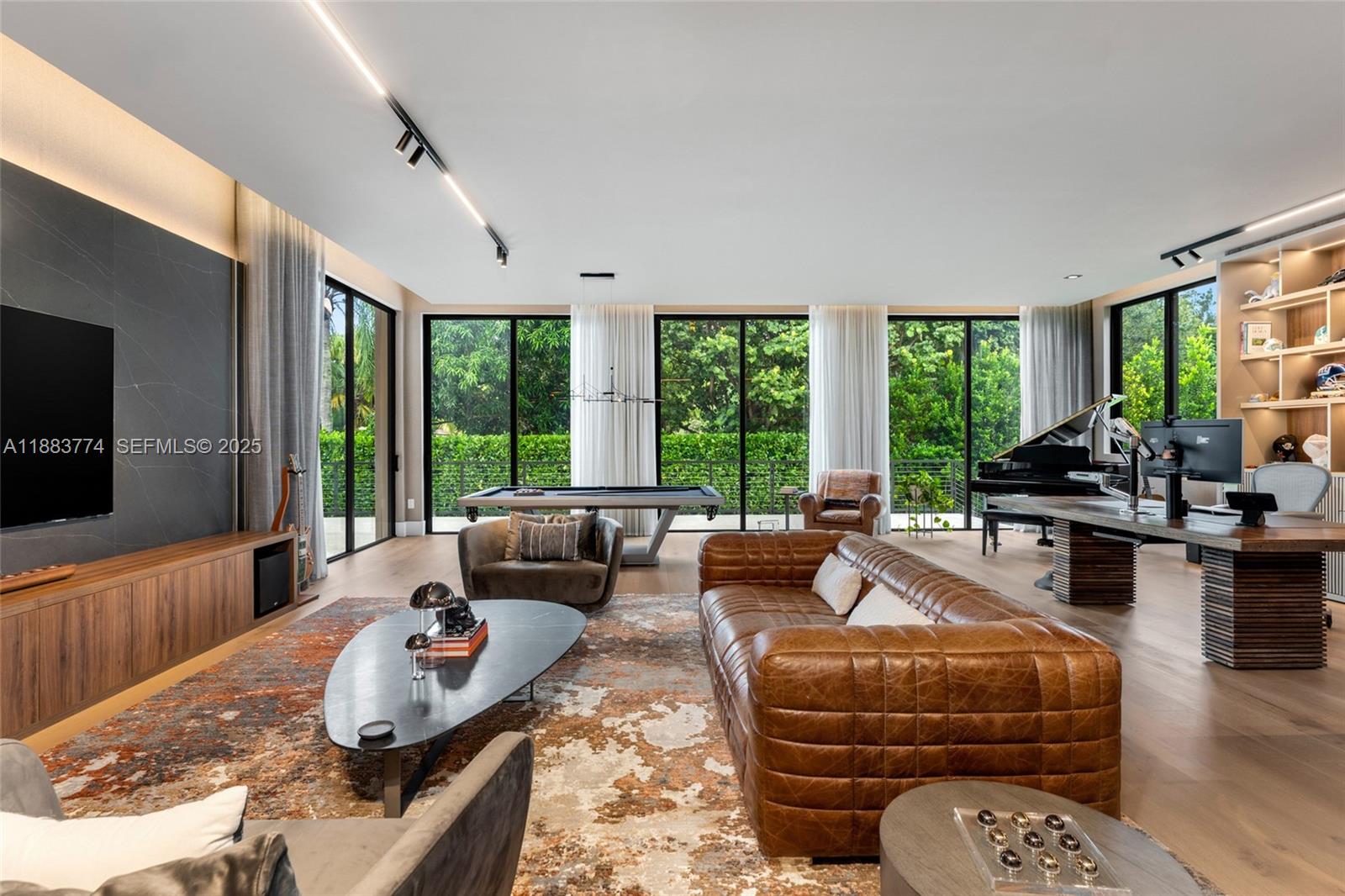 OLD CUTLER POINT - Residential