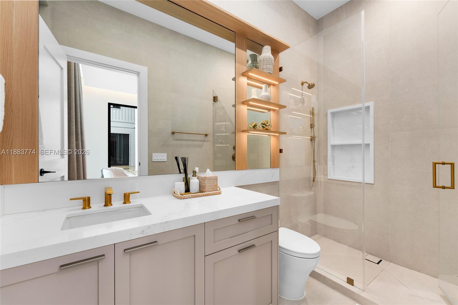 OLD CUTLER POINT - Residential