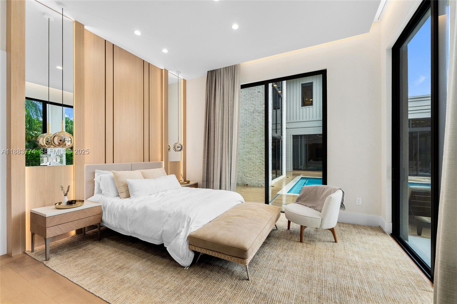 OLD CUTLER POINT - Residential