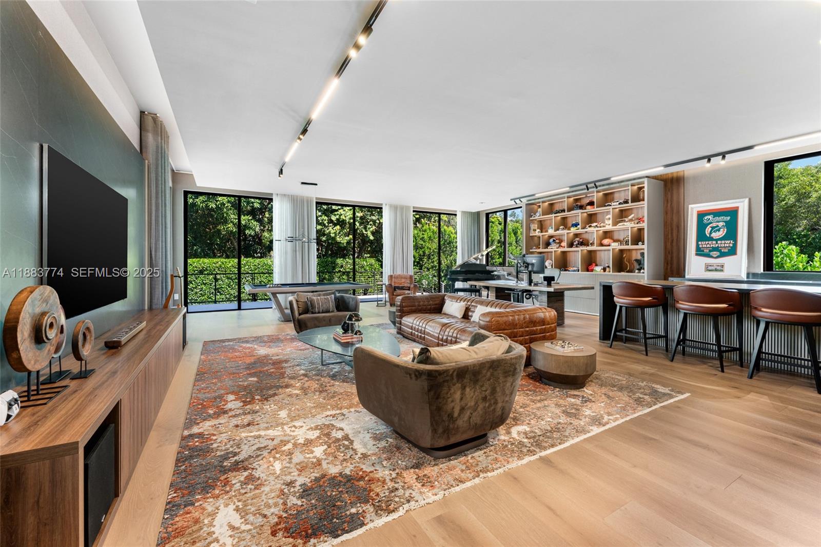 OLD CUTLER POINT - Residential