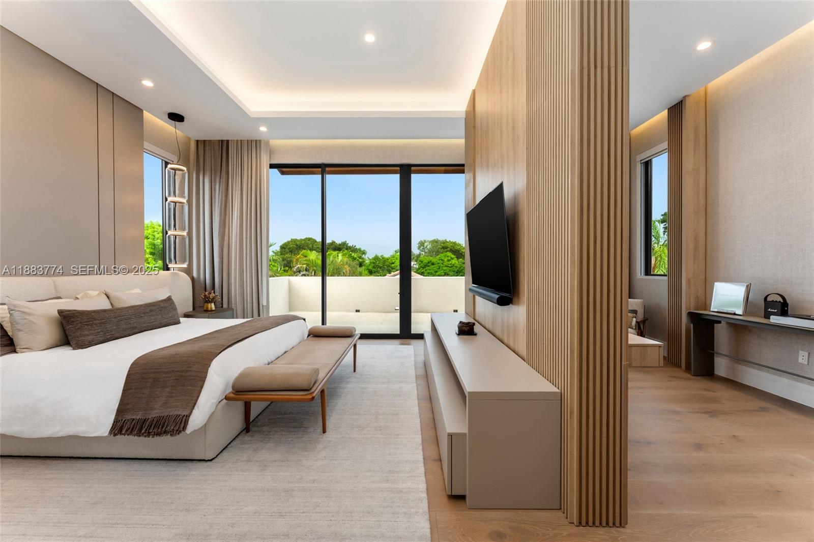 OLD CUTLER POINT - Residential