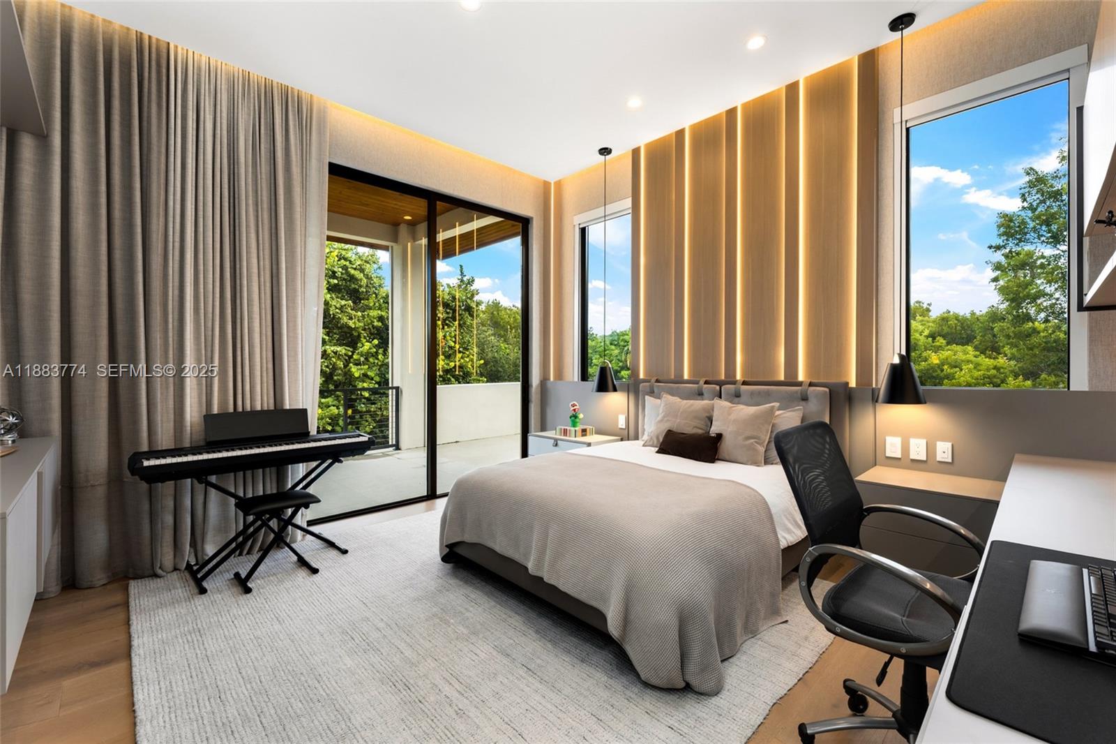 OLD CUTLER POINT - Residential