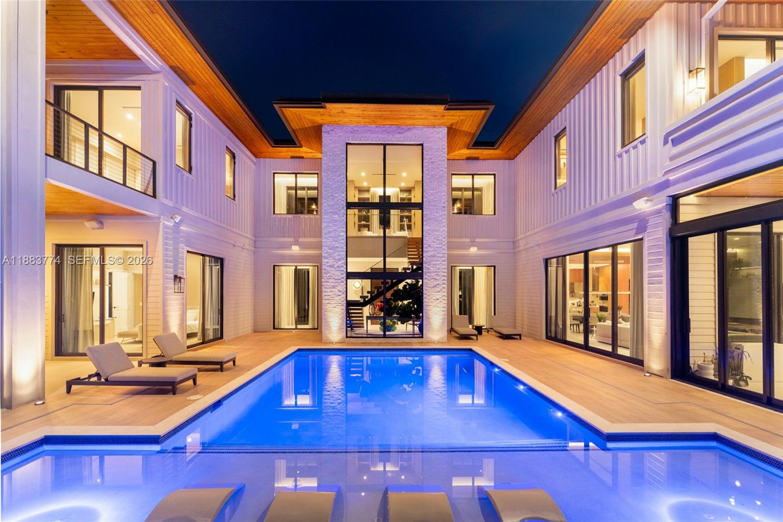 OLD CUTLER POINT - Residential