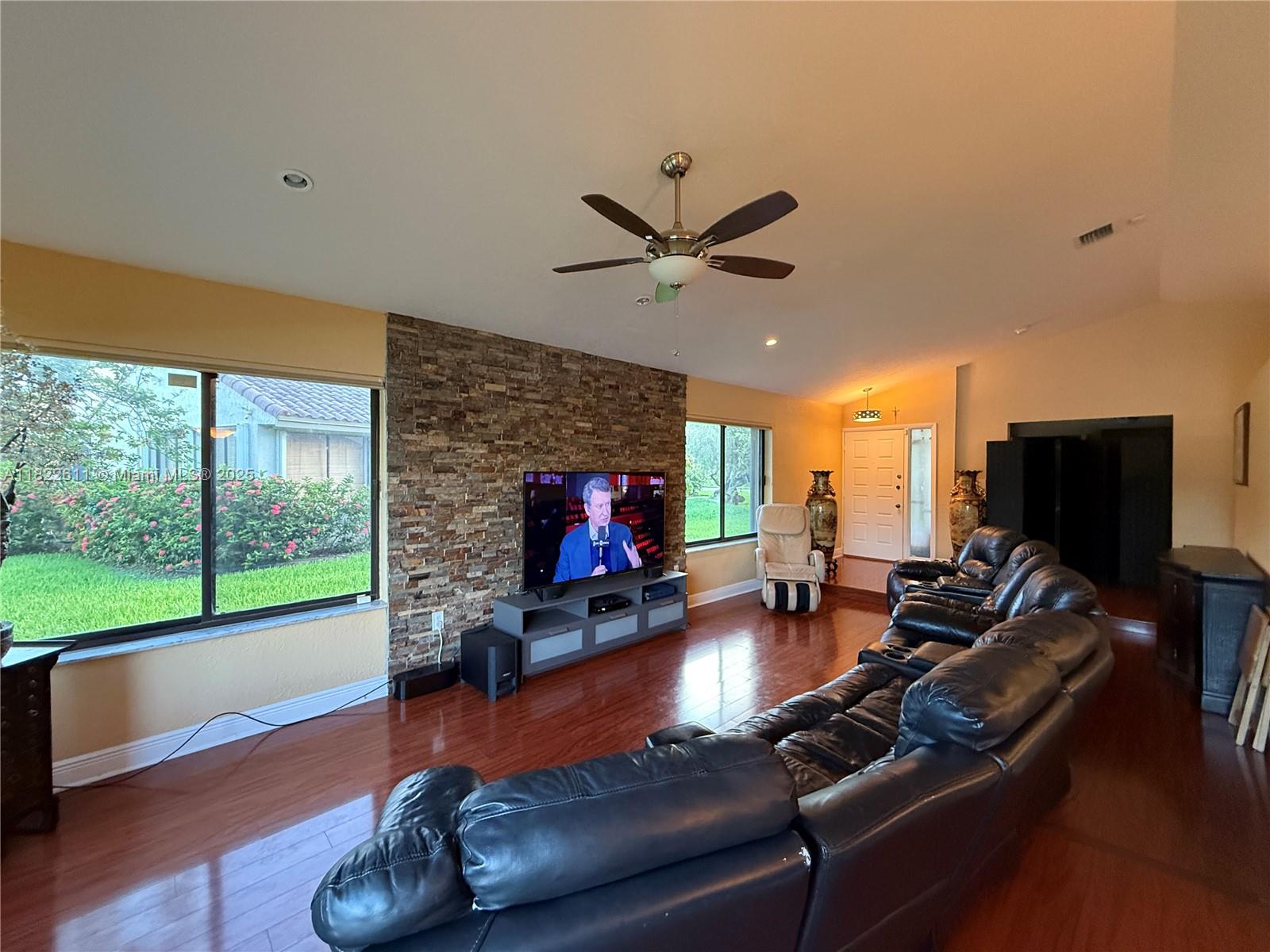 PATIO VILLAS SECTION ONE - Residential