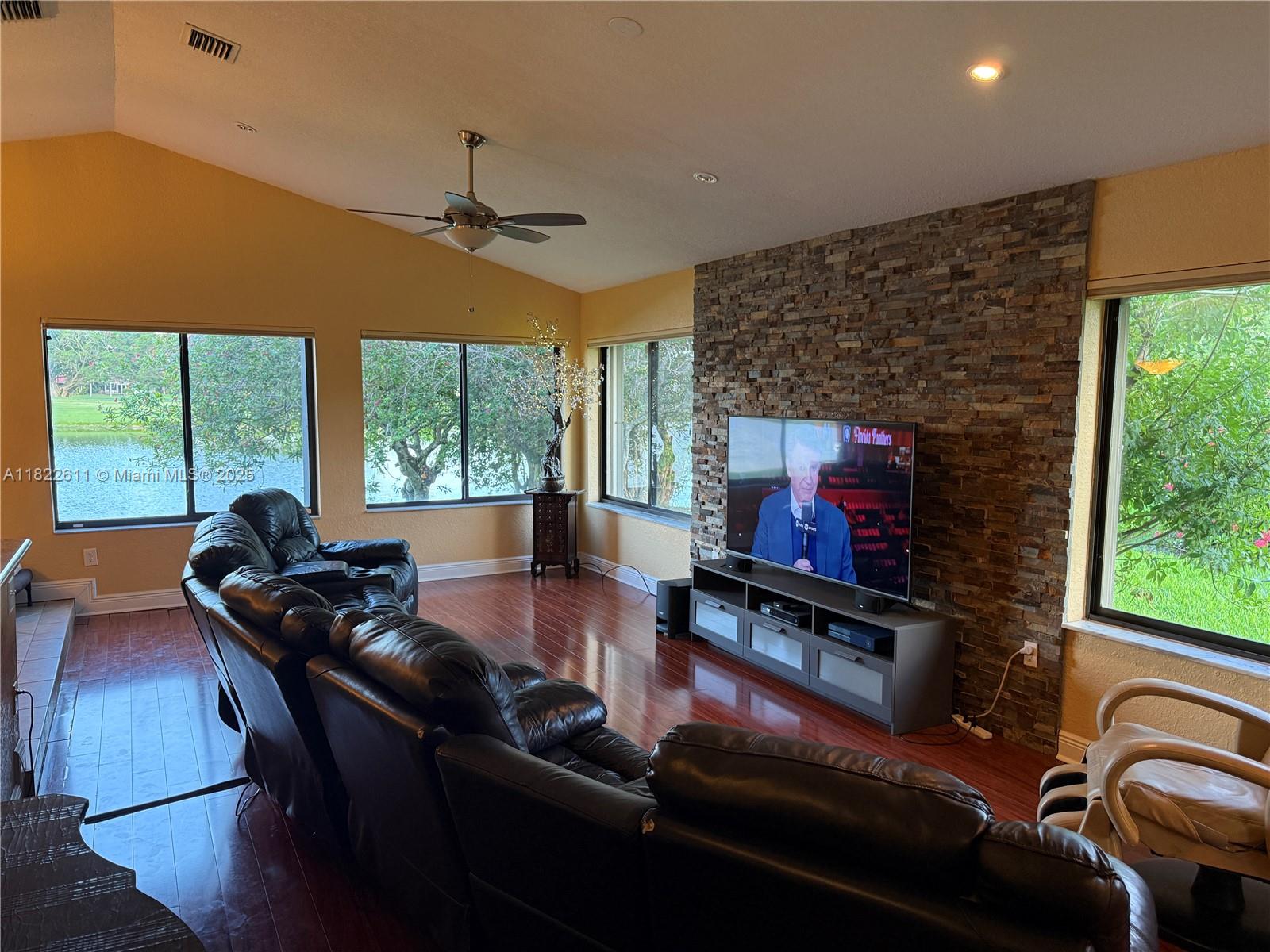 PATIO VILLAS SECTION ONE - Residential