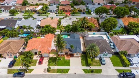 Single Family Residence in Miami FL 13520 181st St St 29.jpg