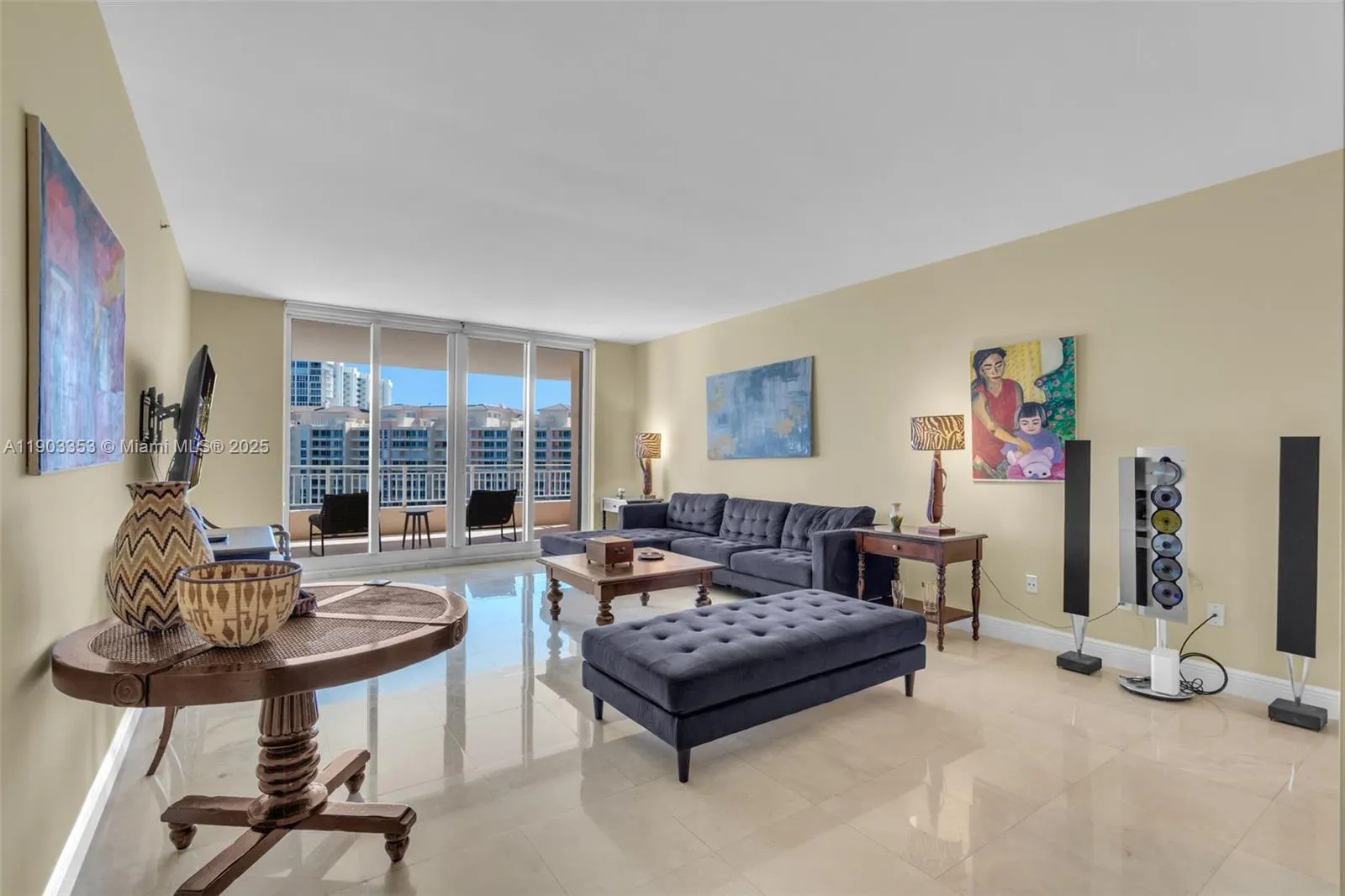 Key Biscayne, Florida 33149, United States, 3 Bedrooms Bedrooms, ,3 BathroomsBathrooms,Residential,Active,234333