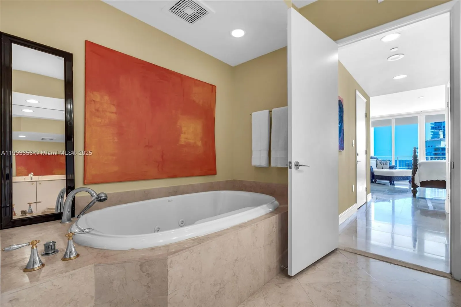 Key Biscayne, Florida 33149, United States, 3 Bedrooms Bedrooms, ,3 BathroomsBathrooms,Residential,Active,234333