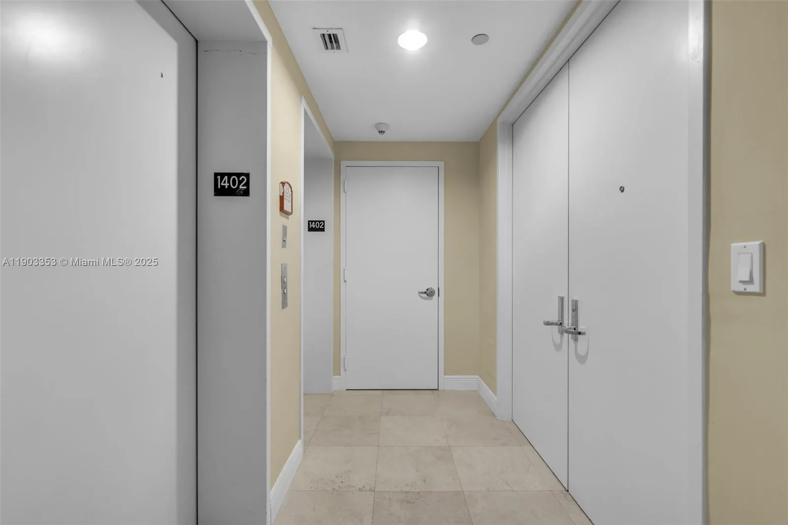 Key Biscayne, Florida 33149, United States, 3 Bedrooms Bedrooms, ,3 BathroomsBathrooms,Residential,Active,234333