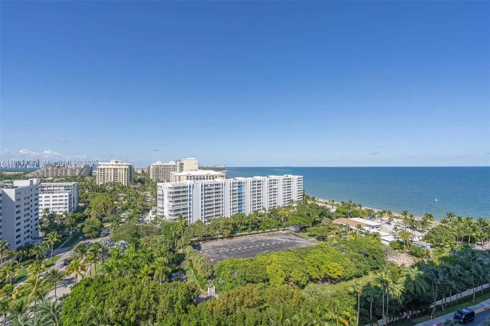 Key Biscayne, Florida 33149, United States, 3 Bedrooms Bedrooms, ,3 BathroomsBathrooms,Residential,Active,234333