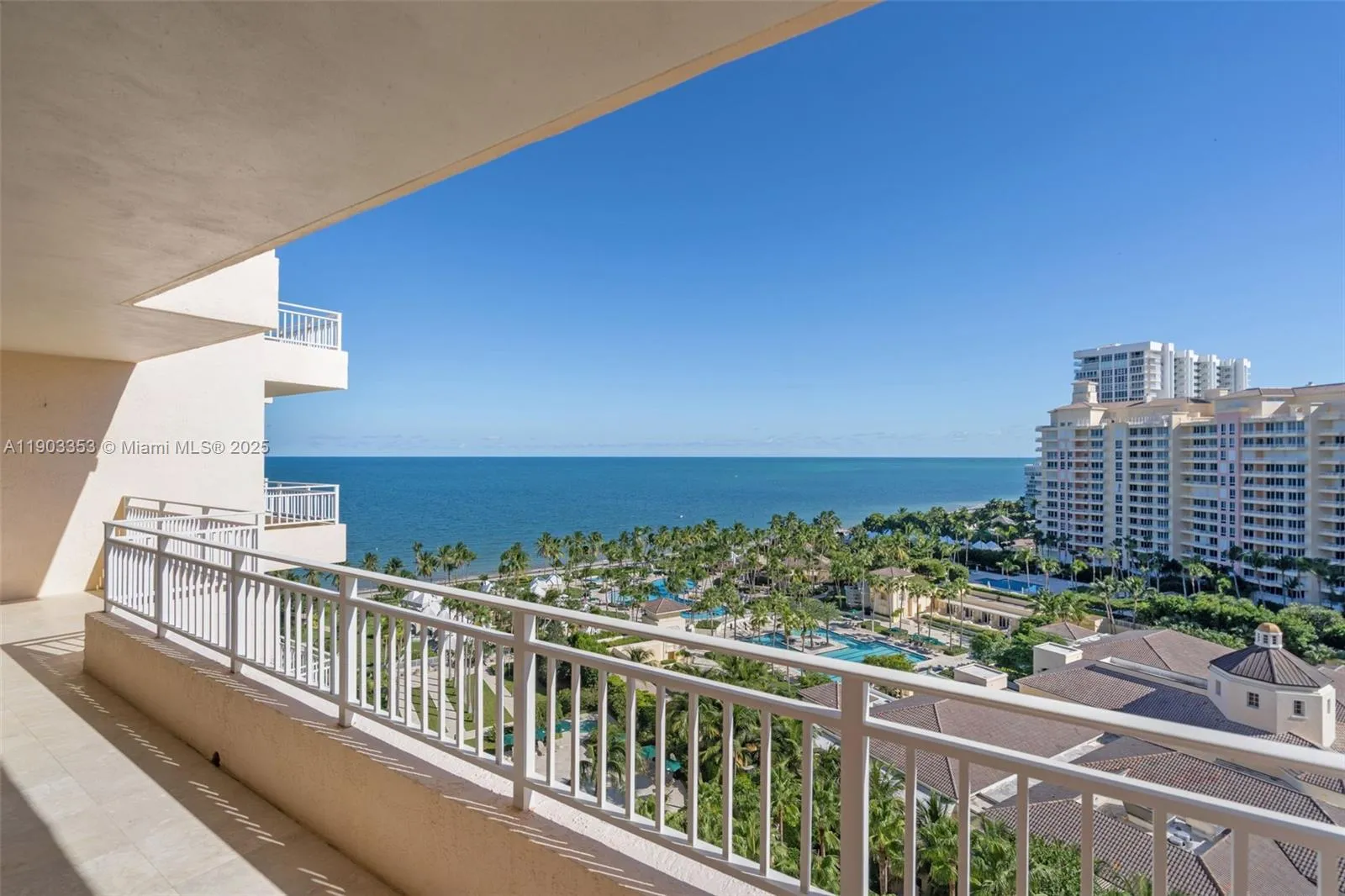 Key Biscayne, Florida 33149, United States, 3 Bedrooms Bedrooms, ,3 BathroomsBathrooms,Residential,Active,234333