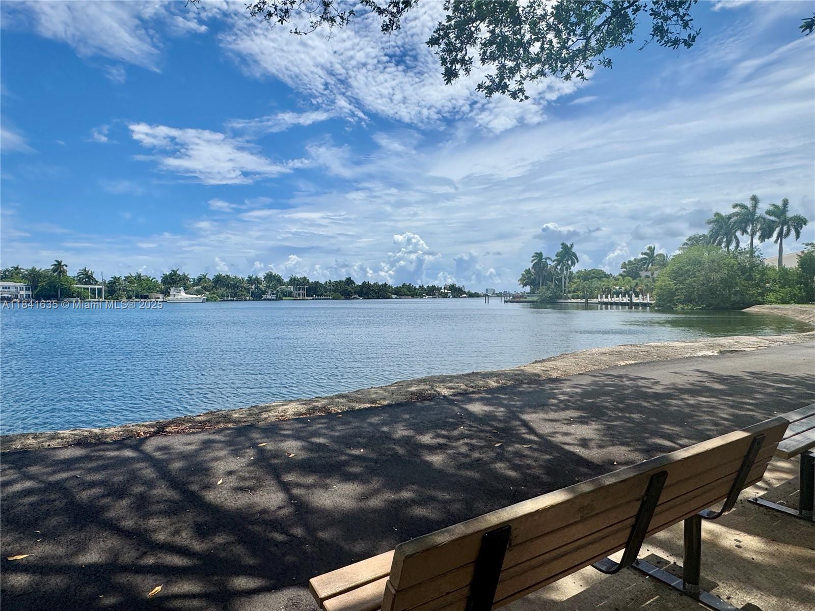 1245 Van Buren St 1245