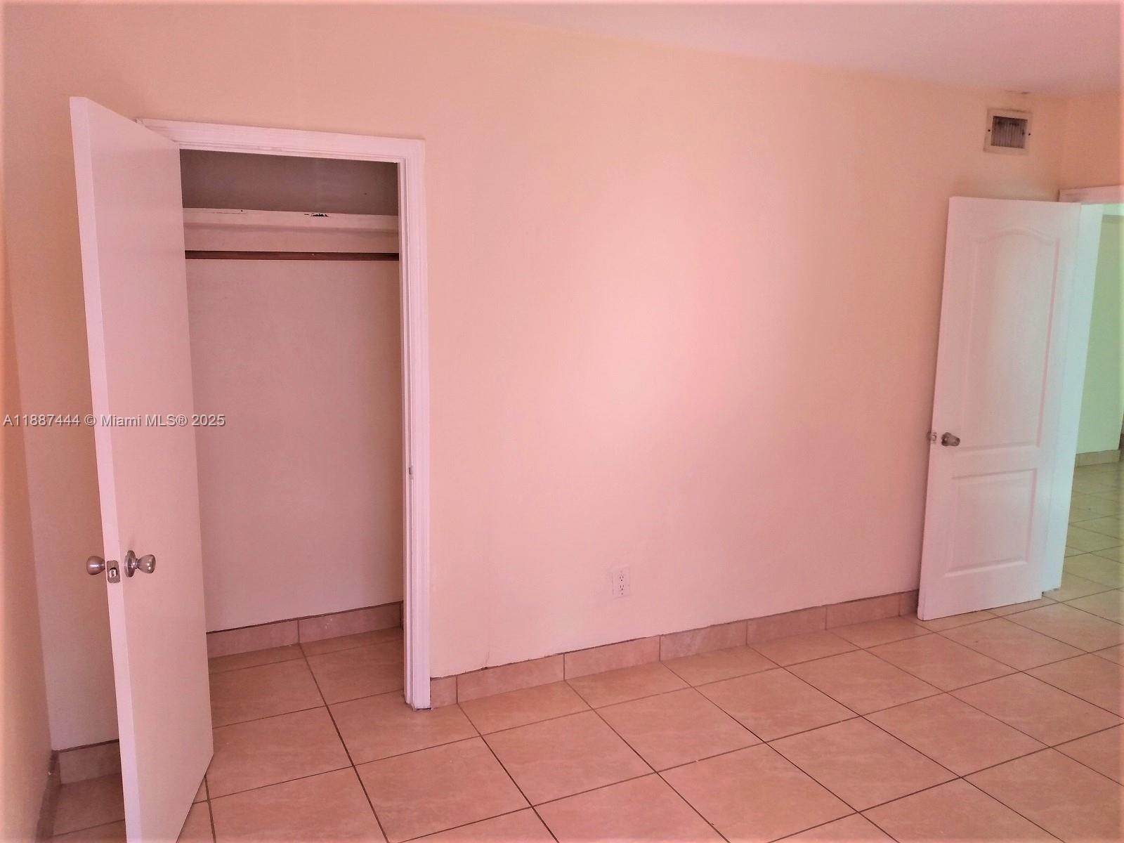 LAKE AVE ADD TO WPB - Residential Lease