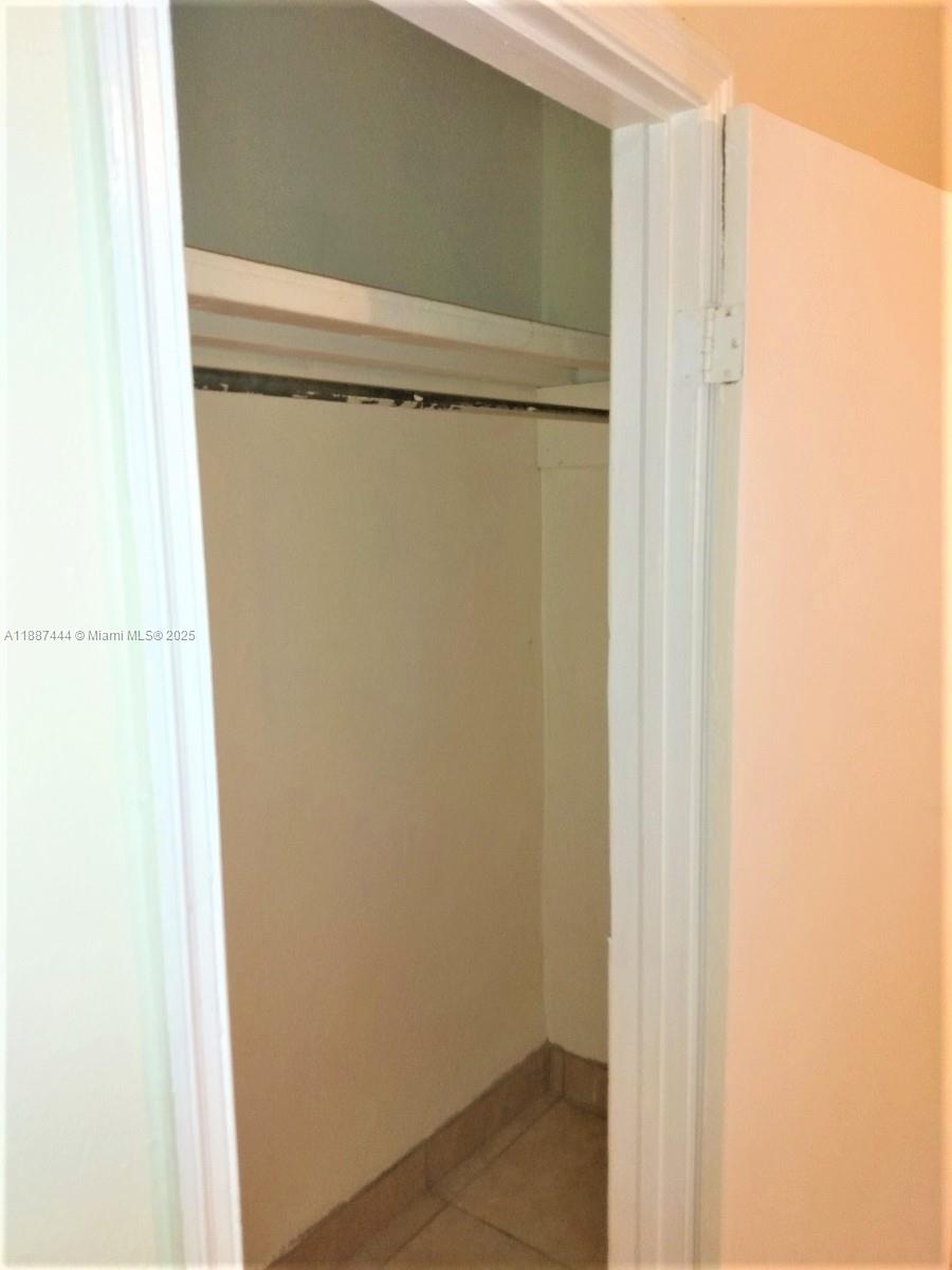 LAKE AVE ADD TO WPB - Residential Lease