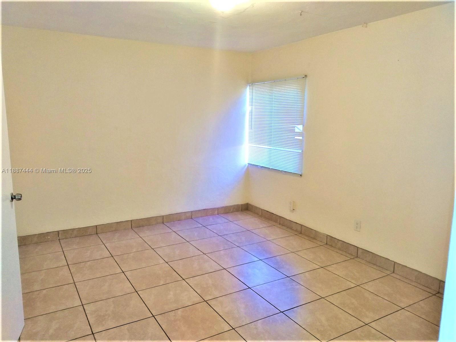 LAKE AVE ADD TO WPB - Residential Lease