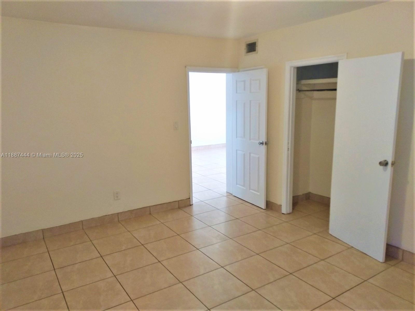 LAKE AVE ADD TO WPB - Residential Lease
