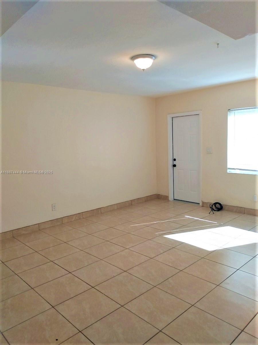 LAKE AVE ADD TO WPB - Residential Lease