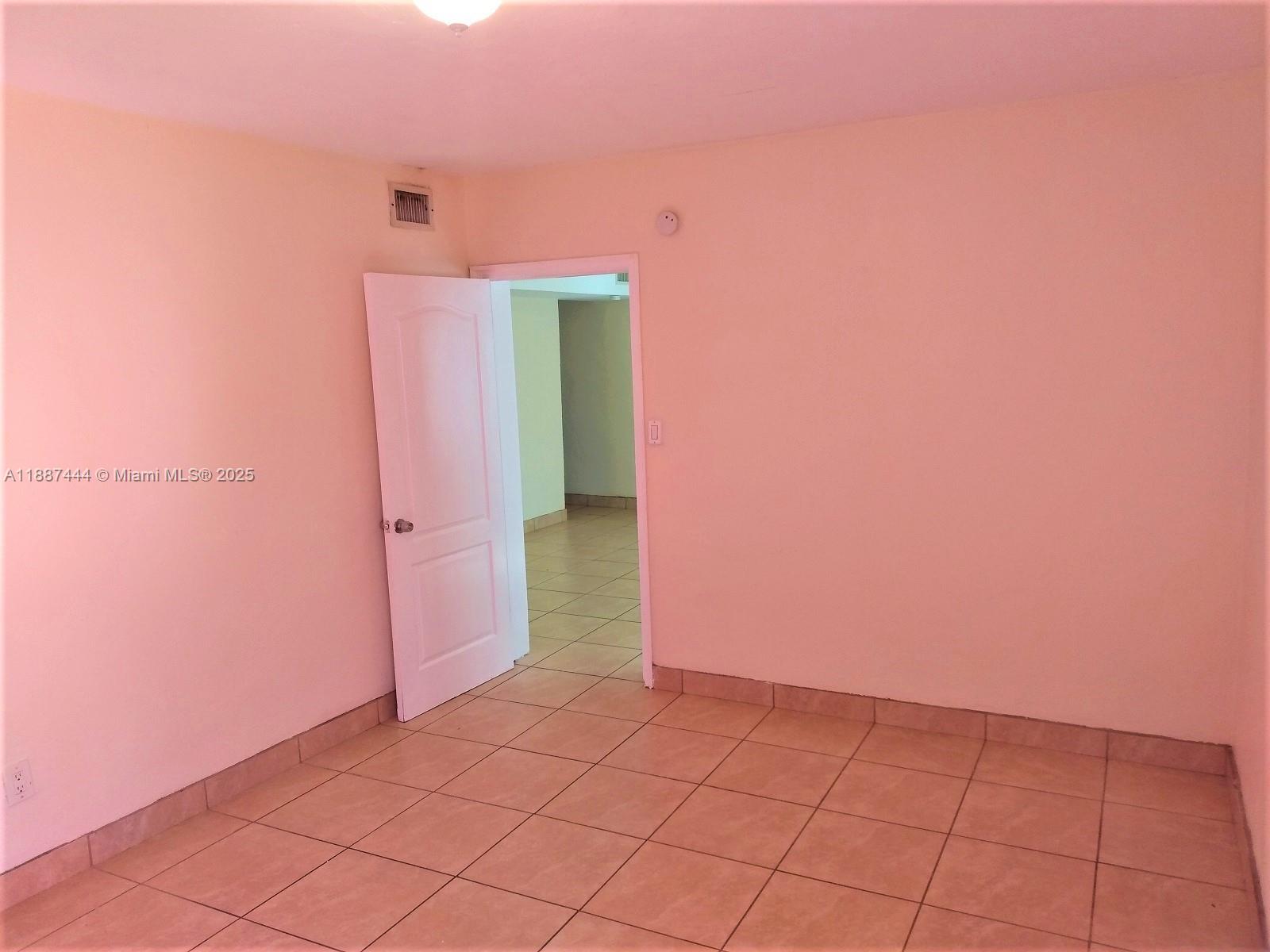 LAKE AVE ADD TO WPB - Residential Lease