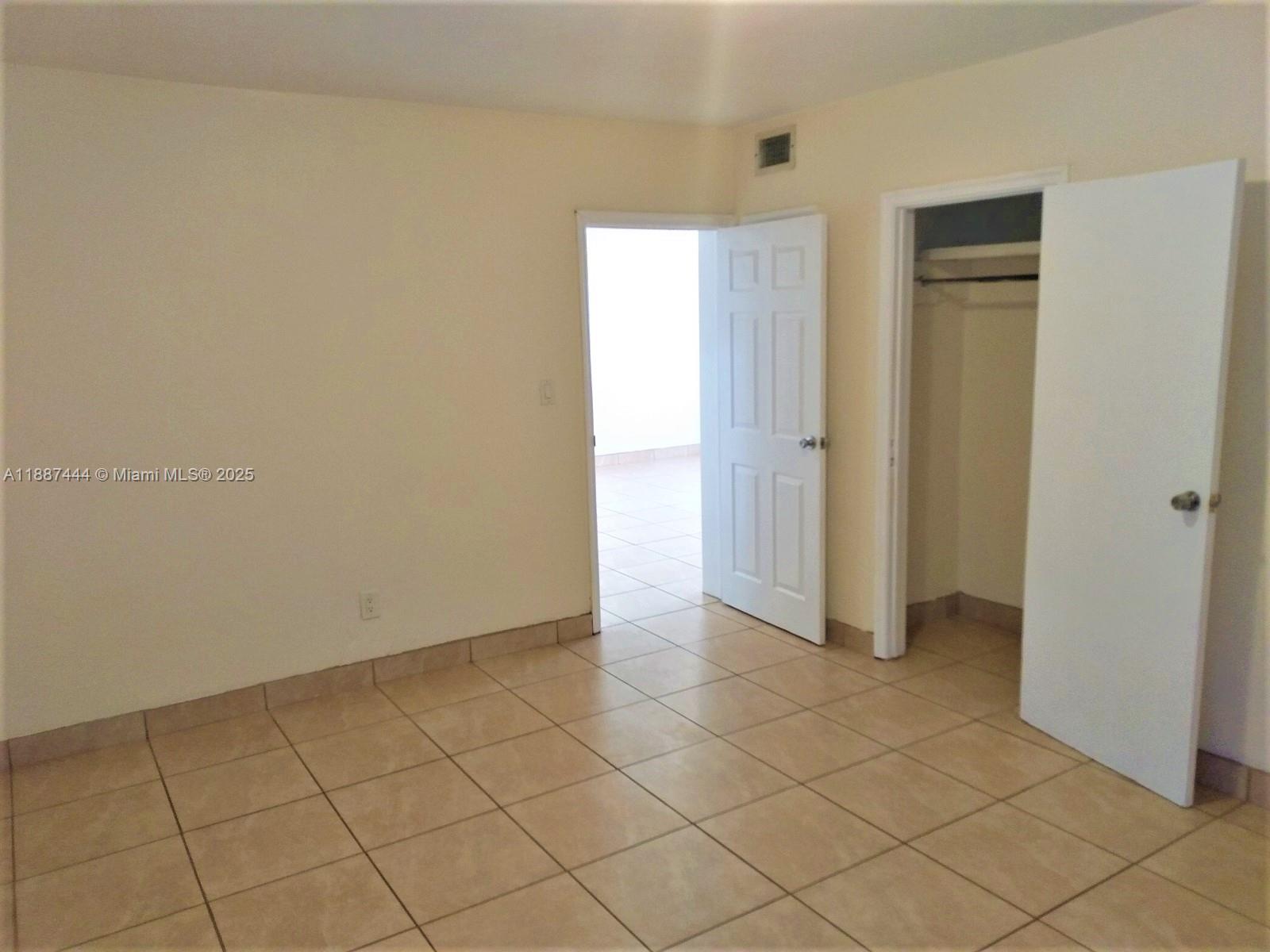 LAKE AVE ADD TO WPB - Residential Lease