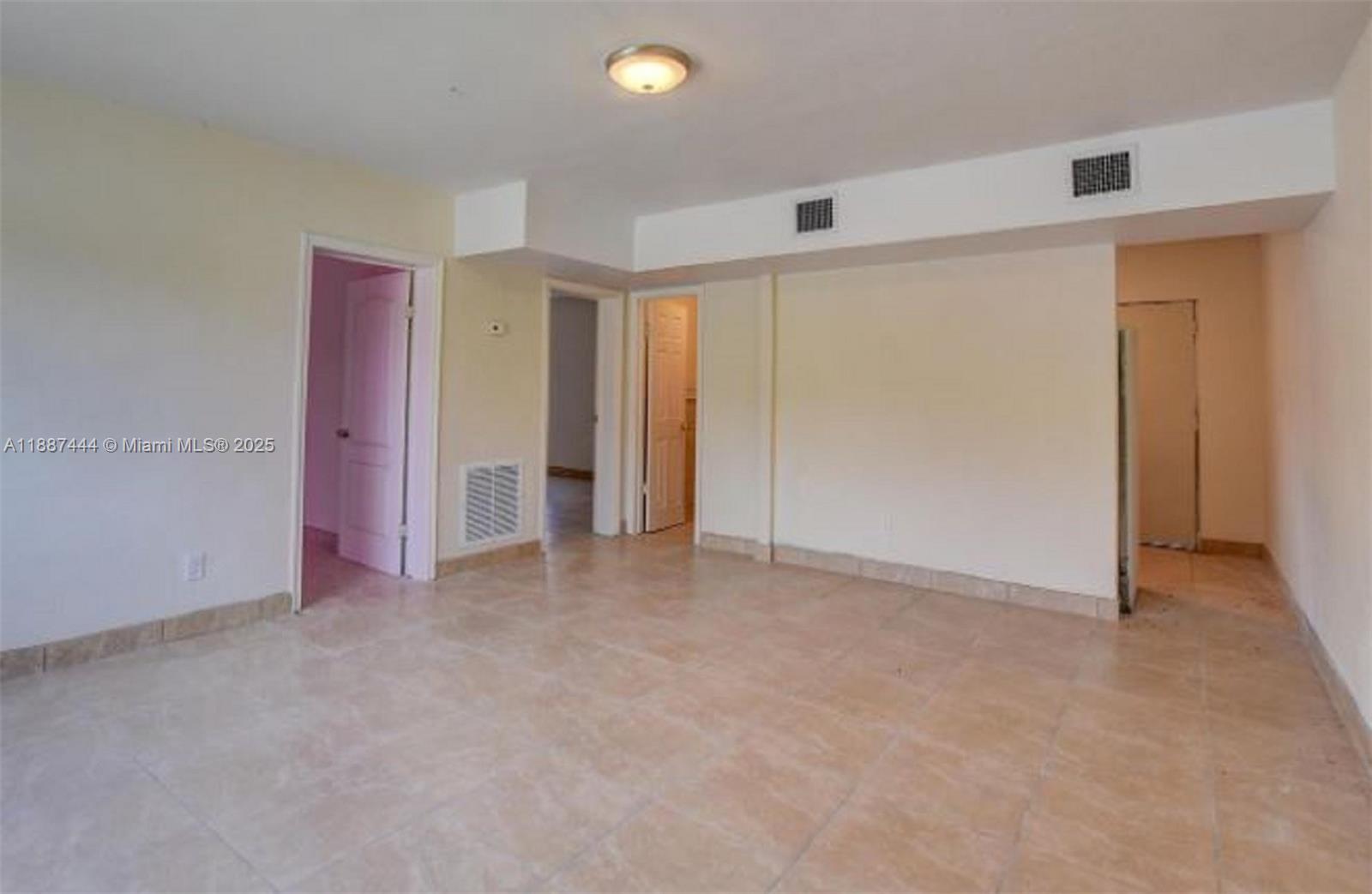 LAKE AVE ADD TO WPB - Residential Lease
