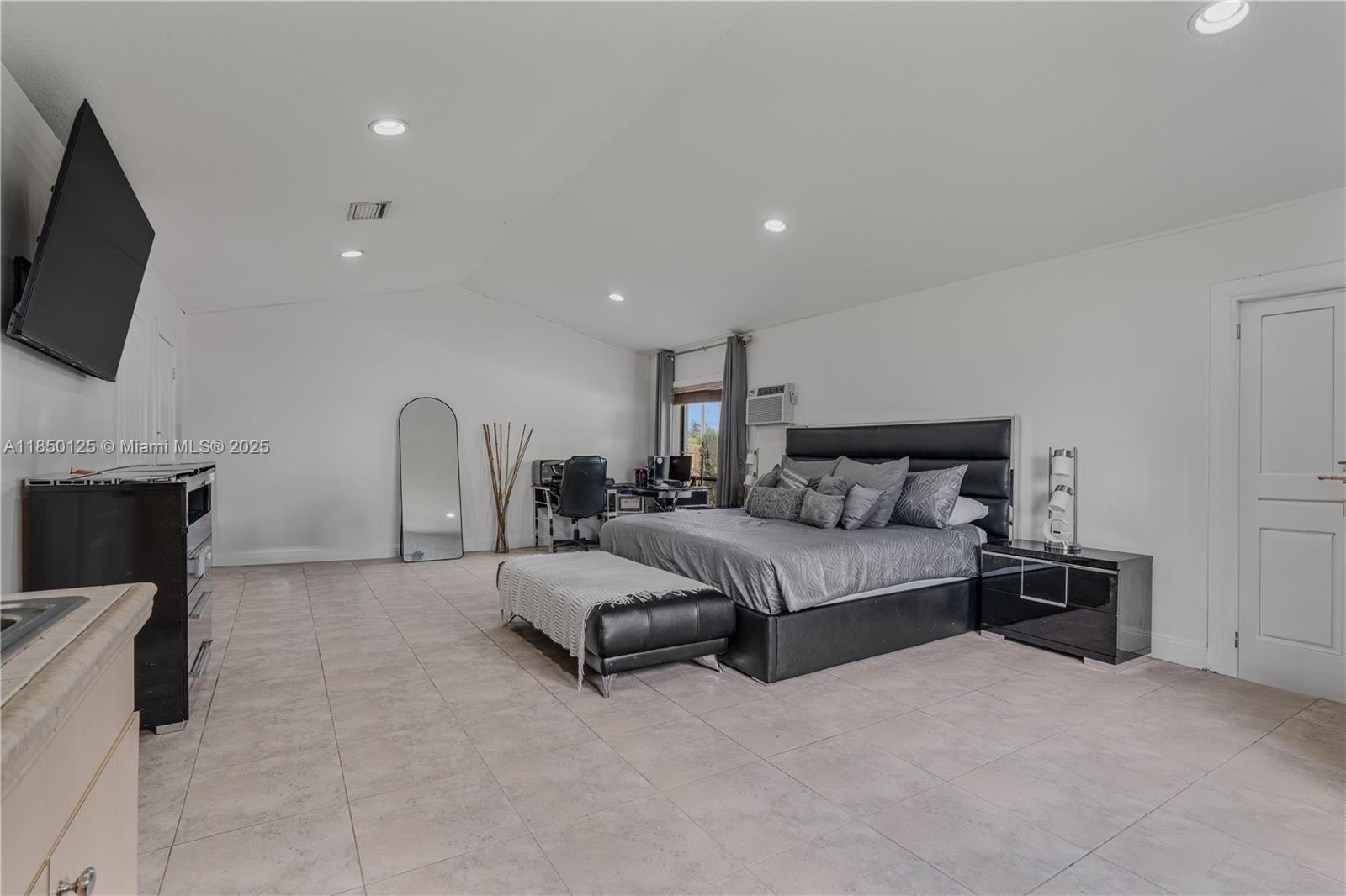 HEFTLER HOMES SEC 3 - Residential