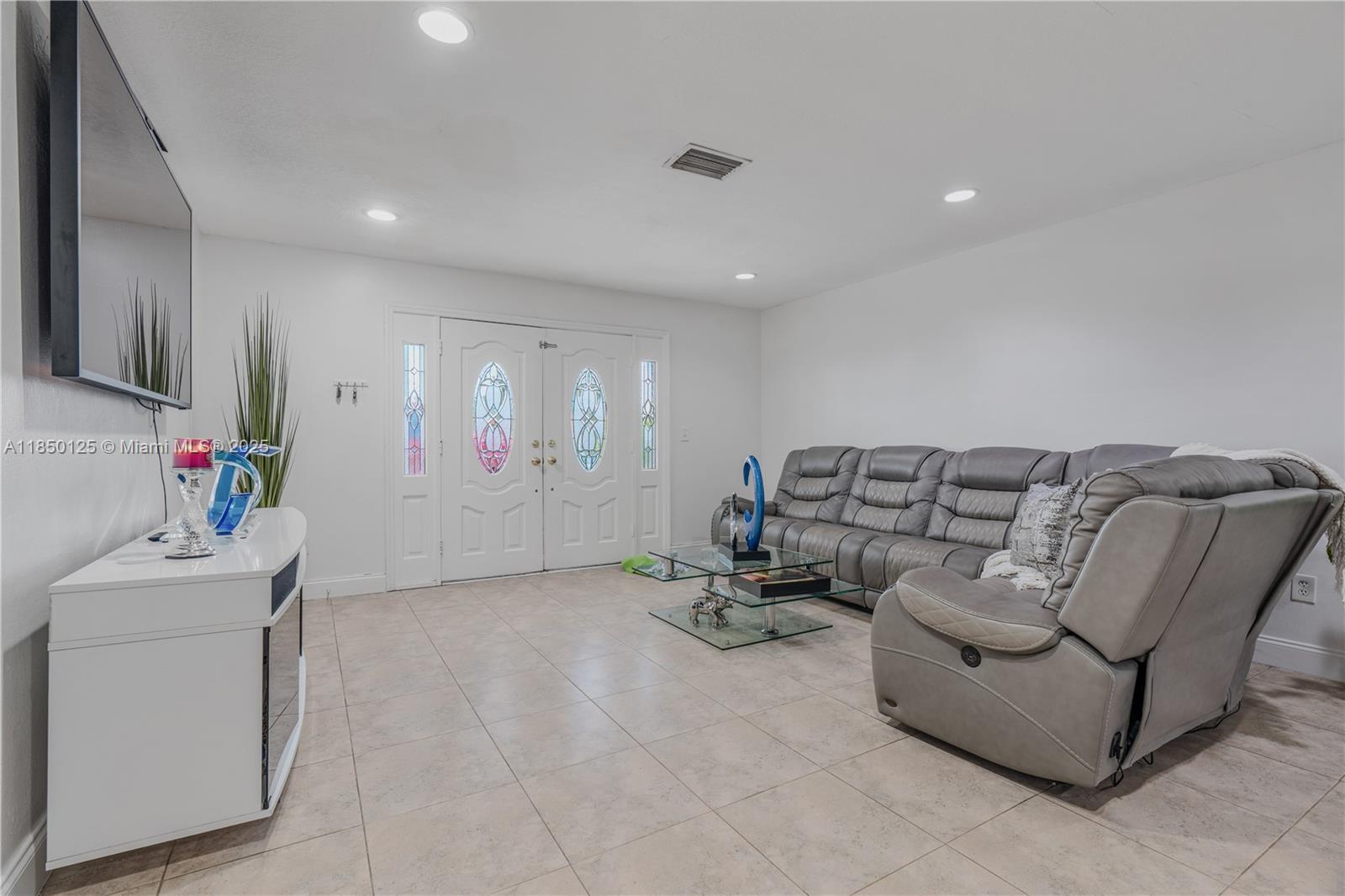 HEFTLER HOMES SEC 3 - Residential