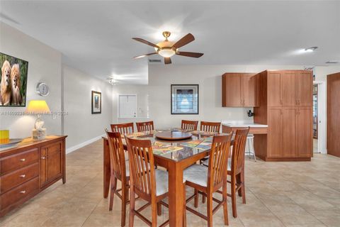 Single Family Residence in Hollywood FL 5507 Mckinley St St 5.jpg