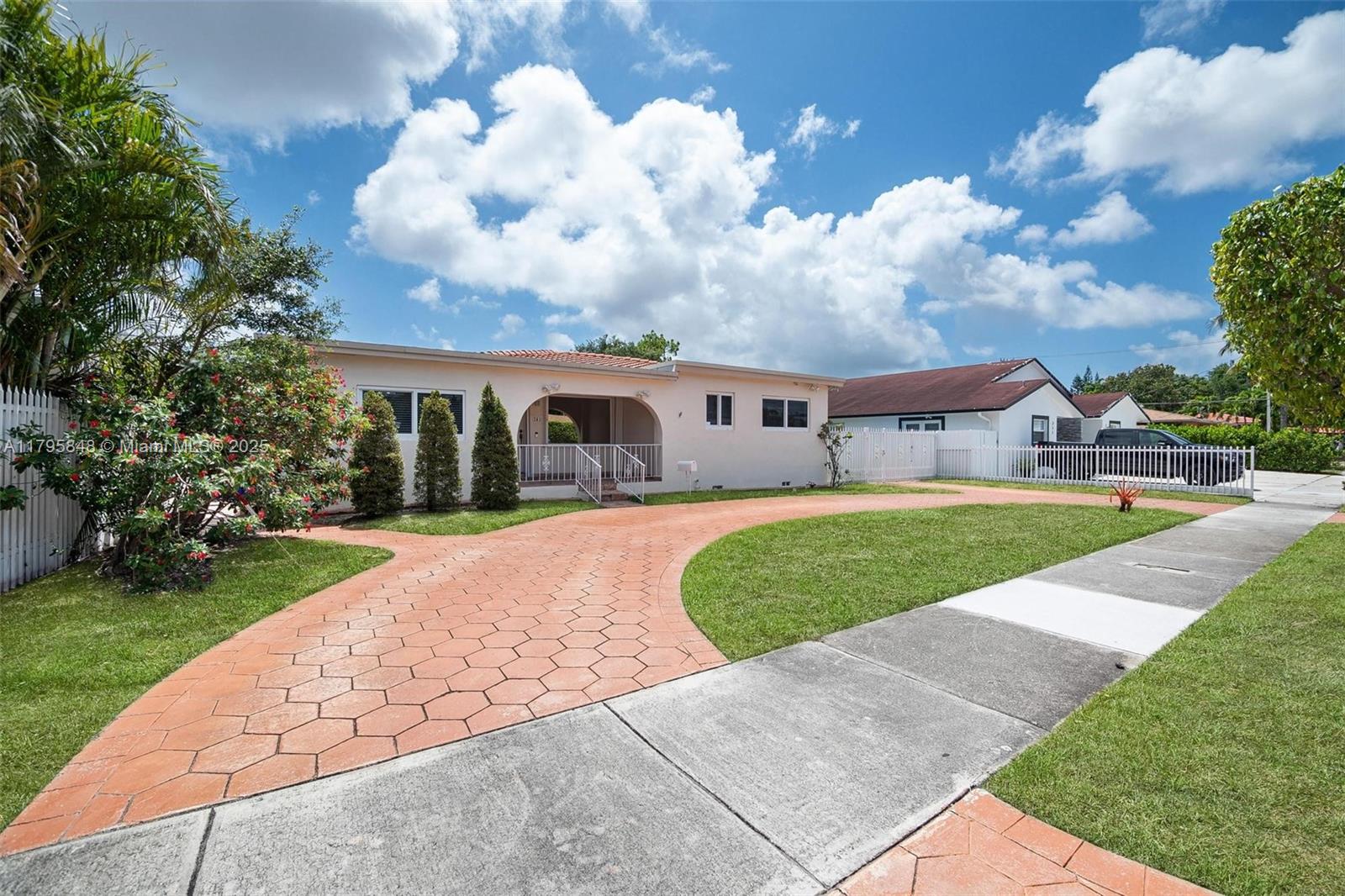 241 Nw 46th Ave, Miami, Broward County, Florida - 3 Bedrooms  
3 Bathrooms - 