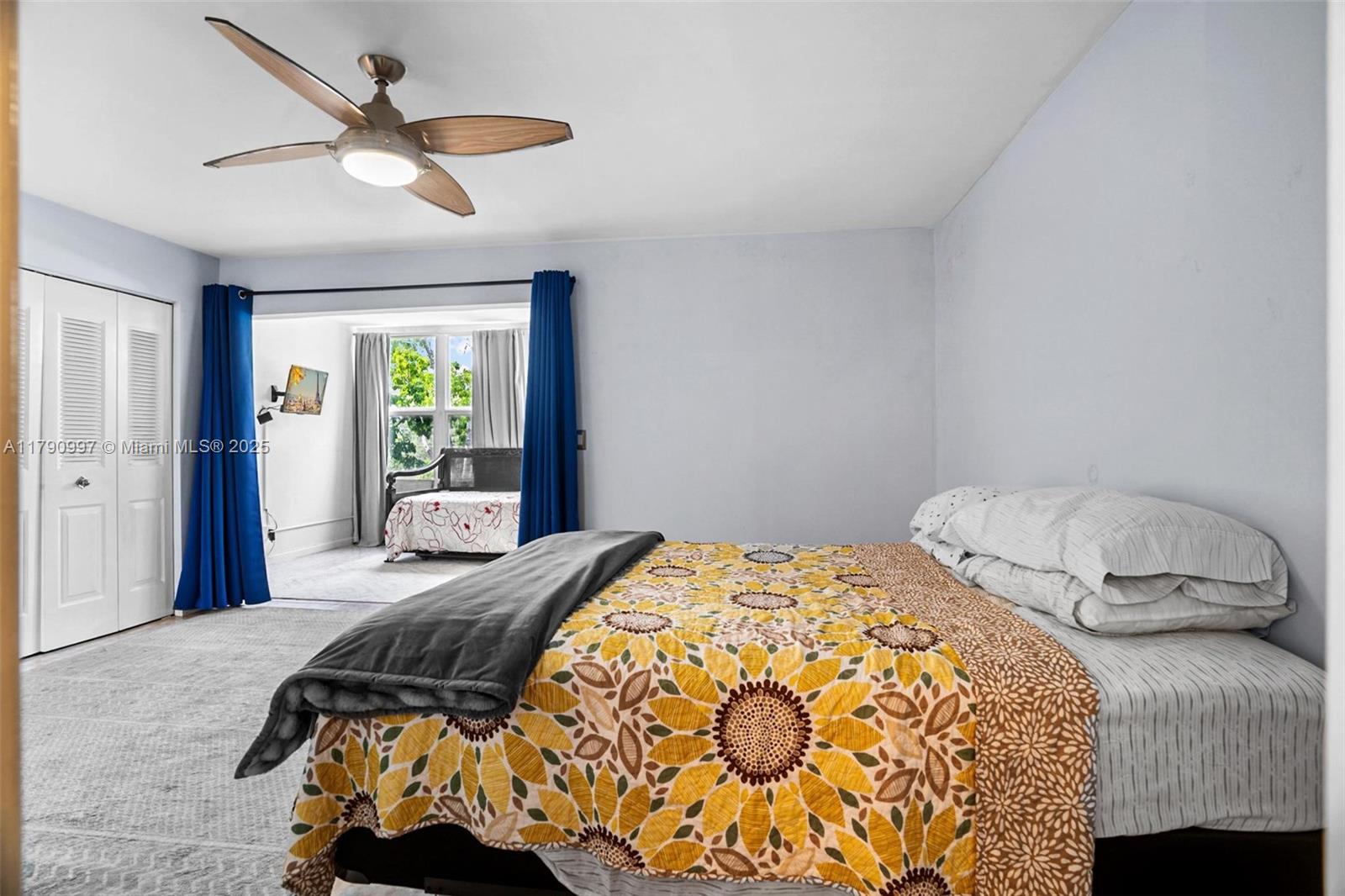 SOUTHAMPTON CONDO - Residential